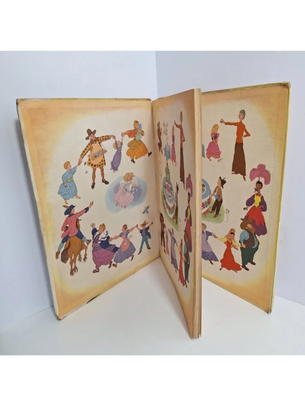 The Golden Song Book 1945 60 Favorite Singing Games Hardcover Illustrated Music